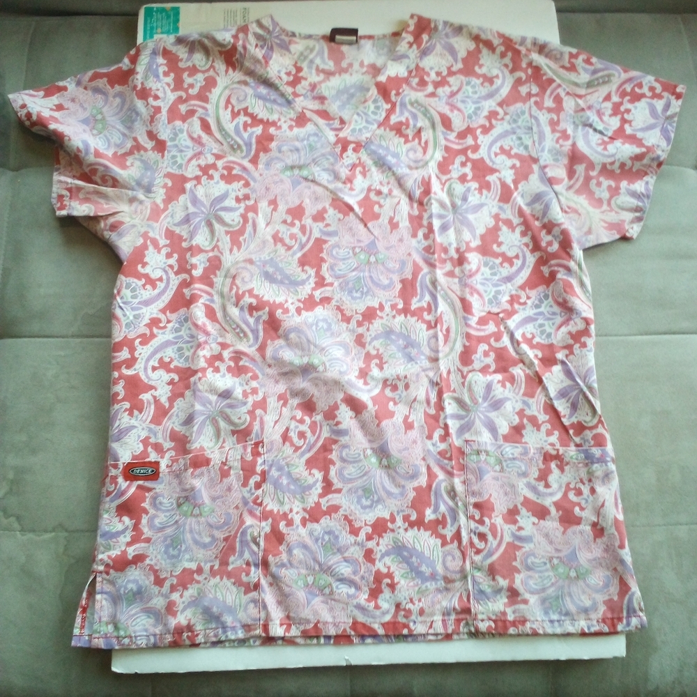 Womans Medical Scrub Top By Denise Size 21w 27.5L